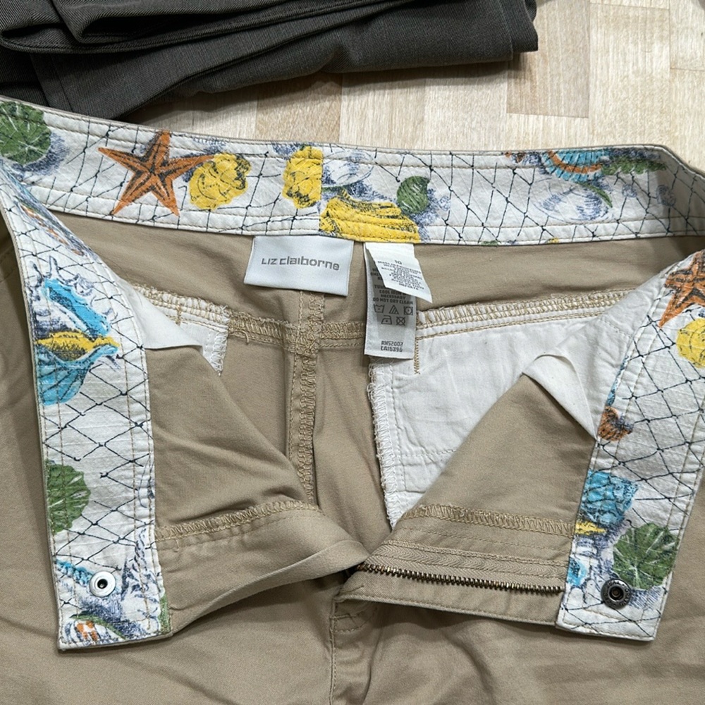 Liz Claiborne capris size 10 great shape